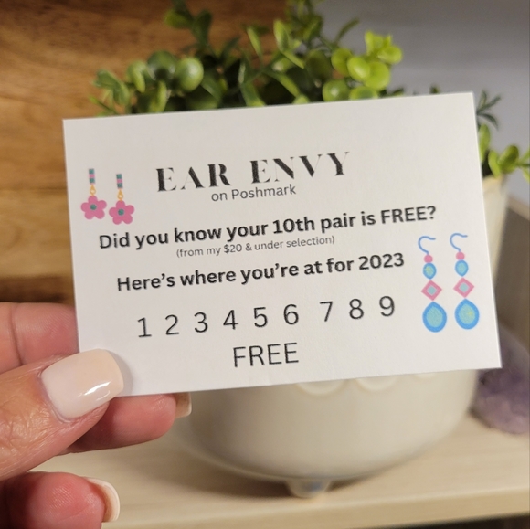 Curved Arrow Ear Climbers, choice of color - Picture 8 of 8